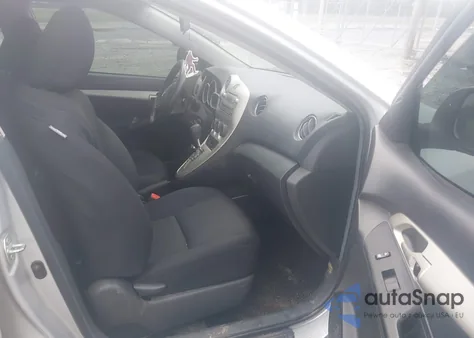 2011 Toyota Corolla Matrix z USA, uszkodzony, nr VIN 2T1KU4EE1BC540071